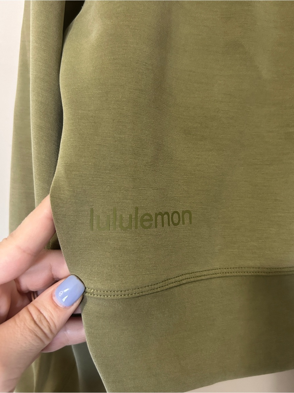Lululemon Perfectly Oversized Cropped Crew *Softstreme™ Bronze Green Sz 2 - Picture 7 of 10